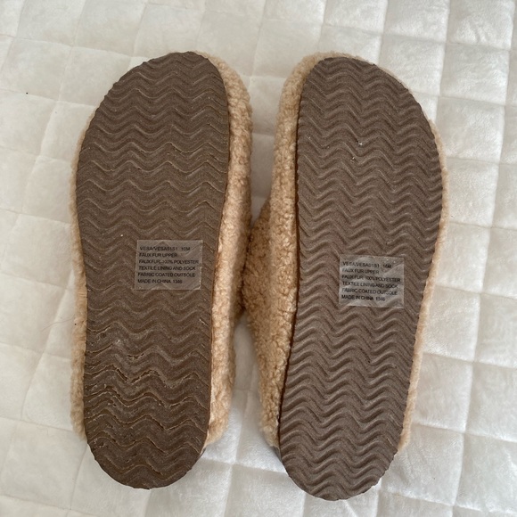 Steve Madden Vesa Faux Shearling Mule Slipper sz10medium - Picture 4 of 4